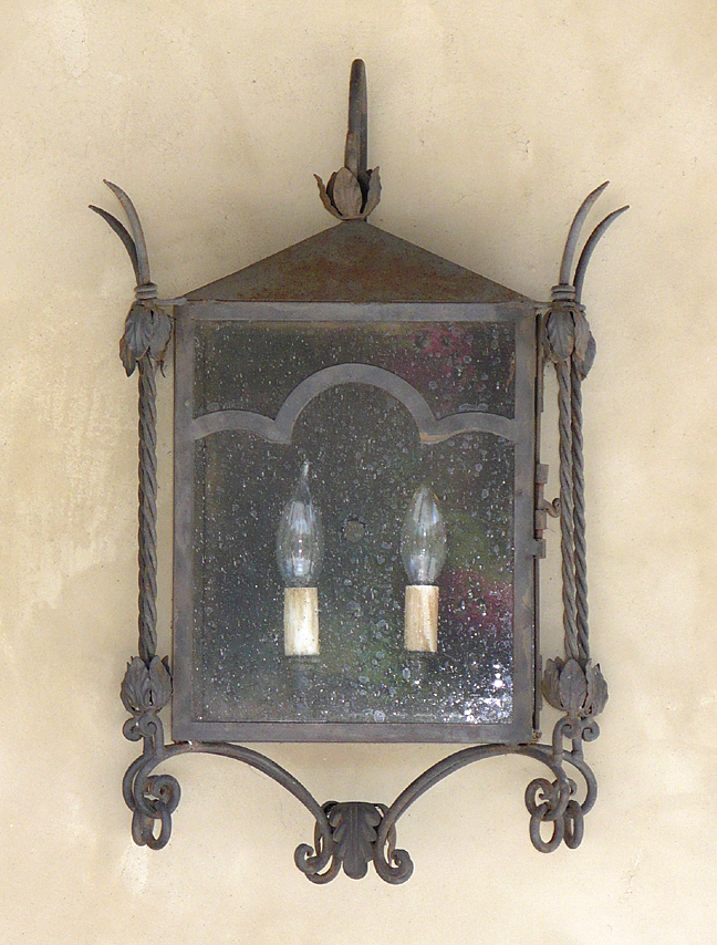 Tuscan sconce
